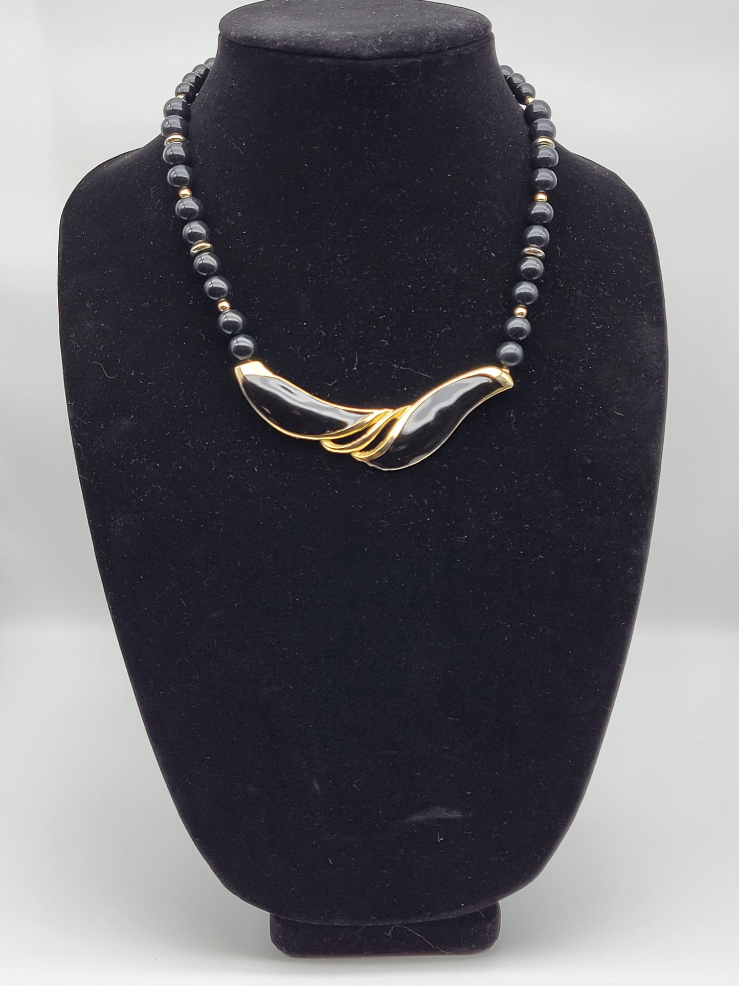 "Black Wave" Necklace