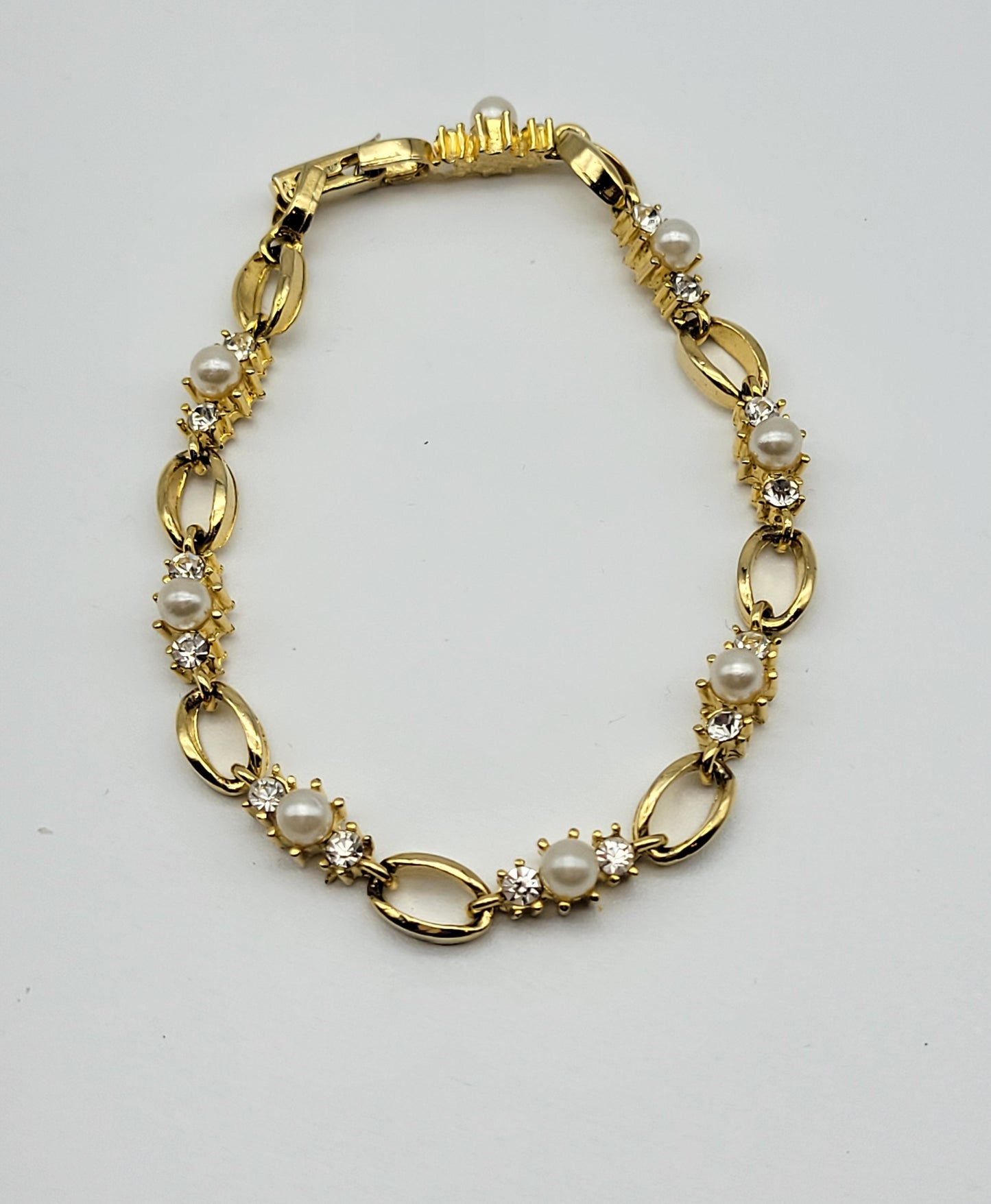 "She's Worth It" Bracelet