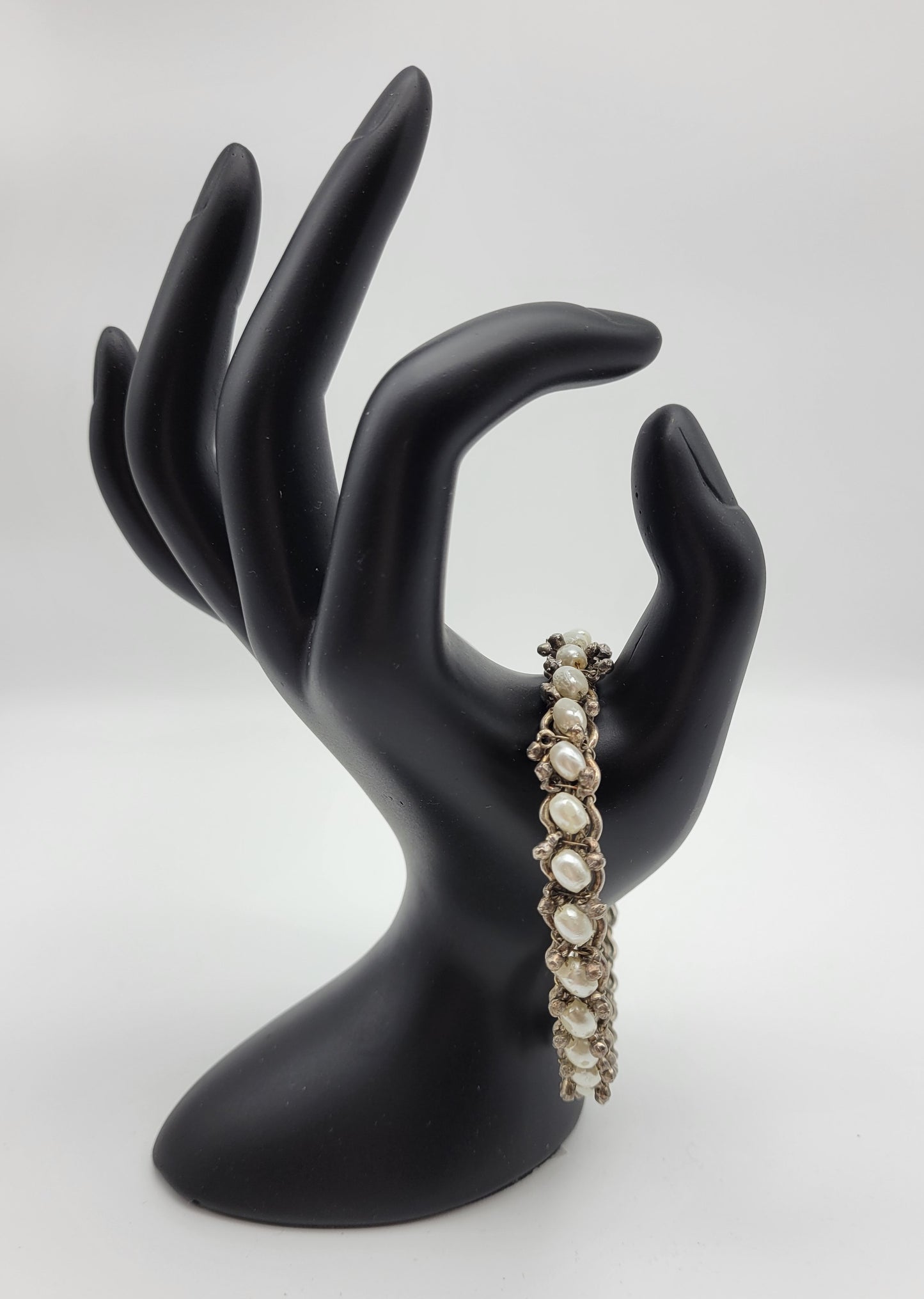 "Pearl Bangle" Bracelet
