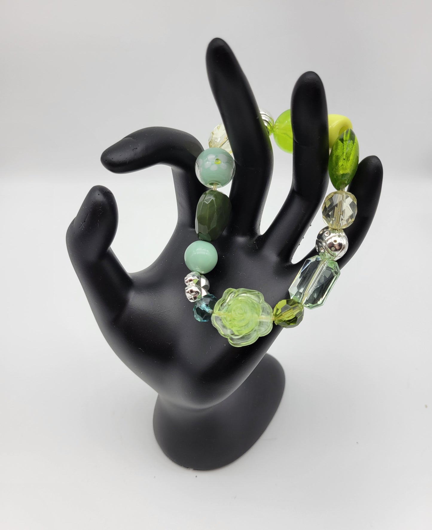 "New Flowers and Leaves" Bracelet