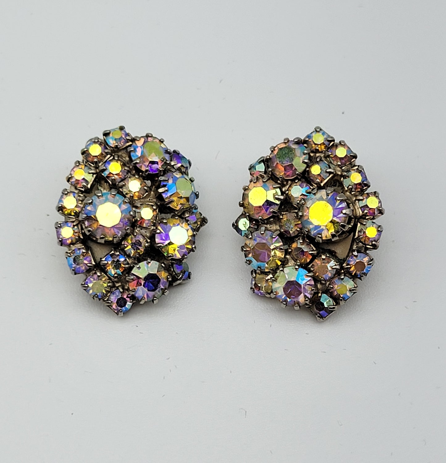 3 Vintage Clip-On Earring