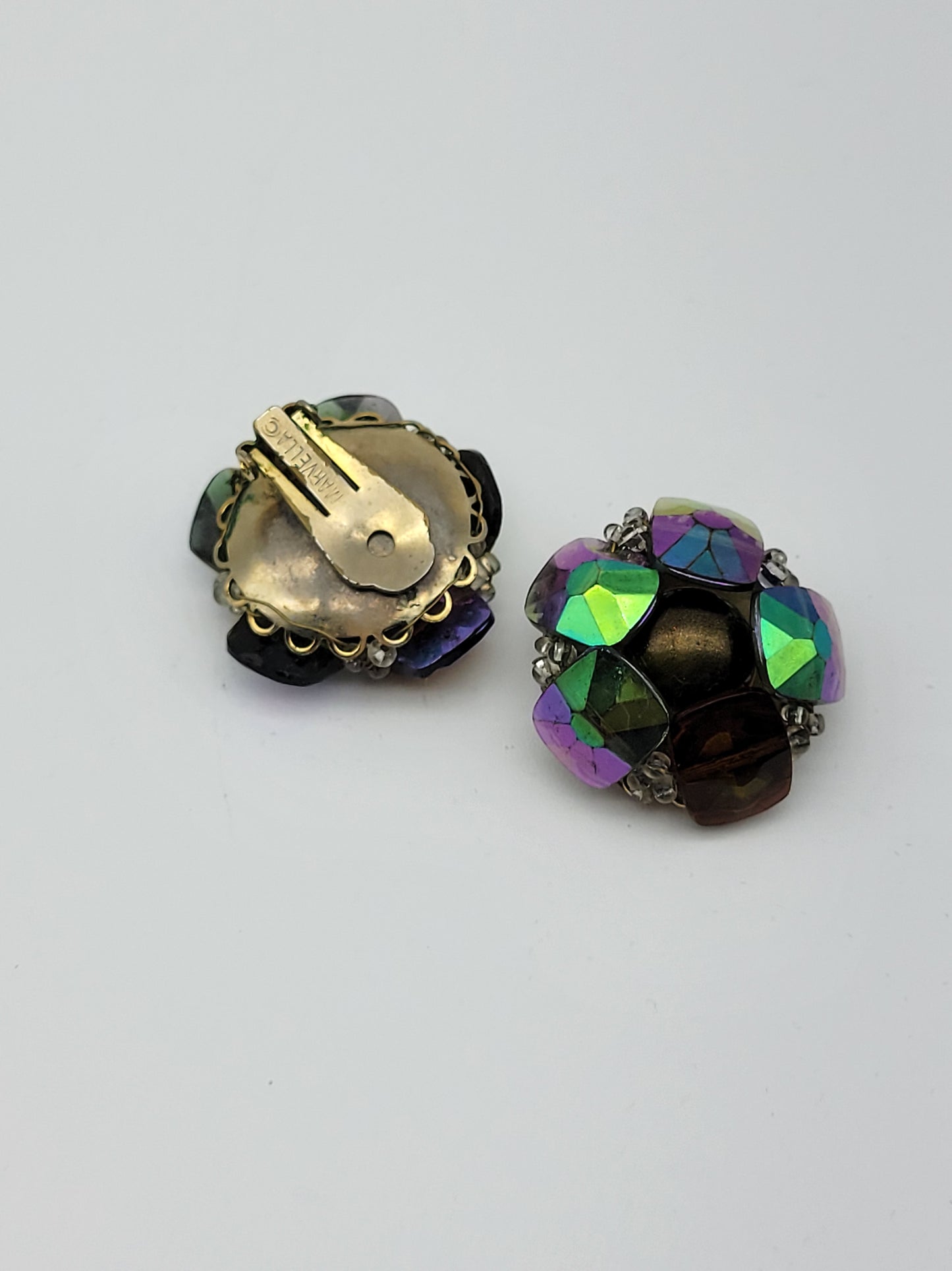 2 Vintage Clip-On Earring