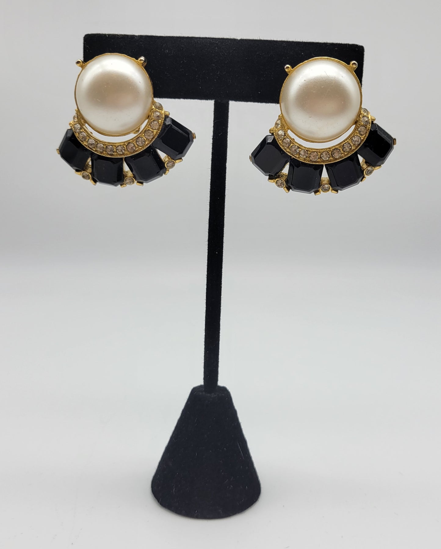 Vintage Clip-on Earring