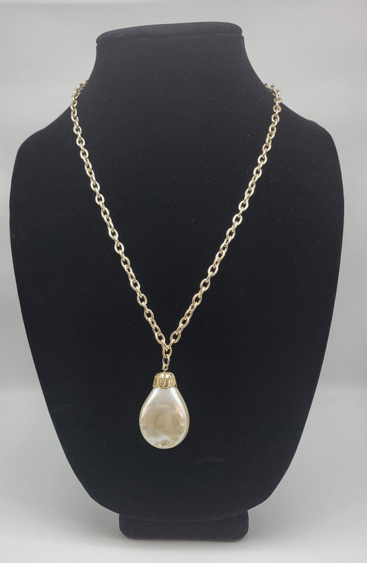 "Pearl Drop" Necklace