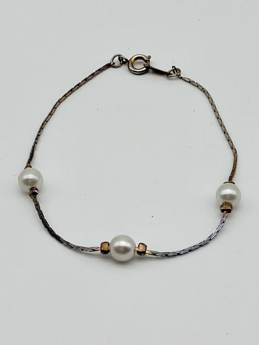 "Floating Pearls" Bracelet