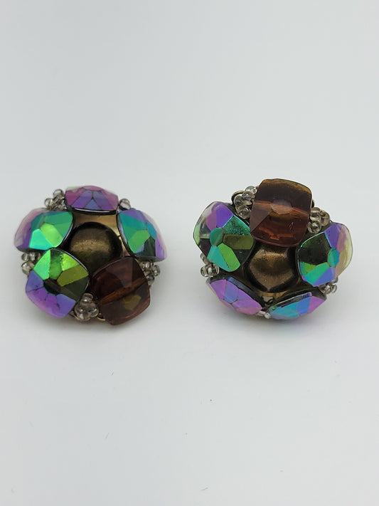 2 Vintage Clip-On Earring